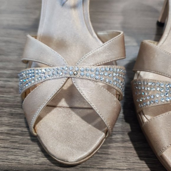 Nina Heels satin upper with Rhinestone leather sole cream gold women's size 11 - Picture 8 of 11